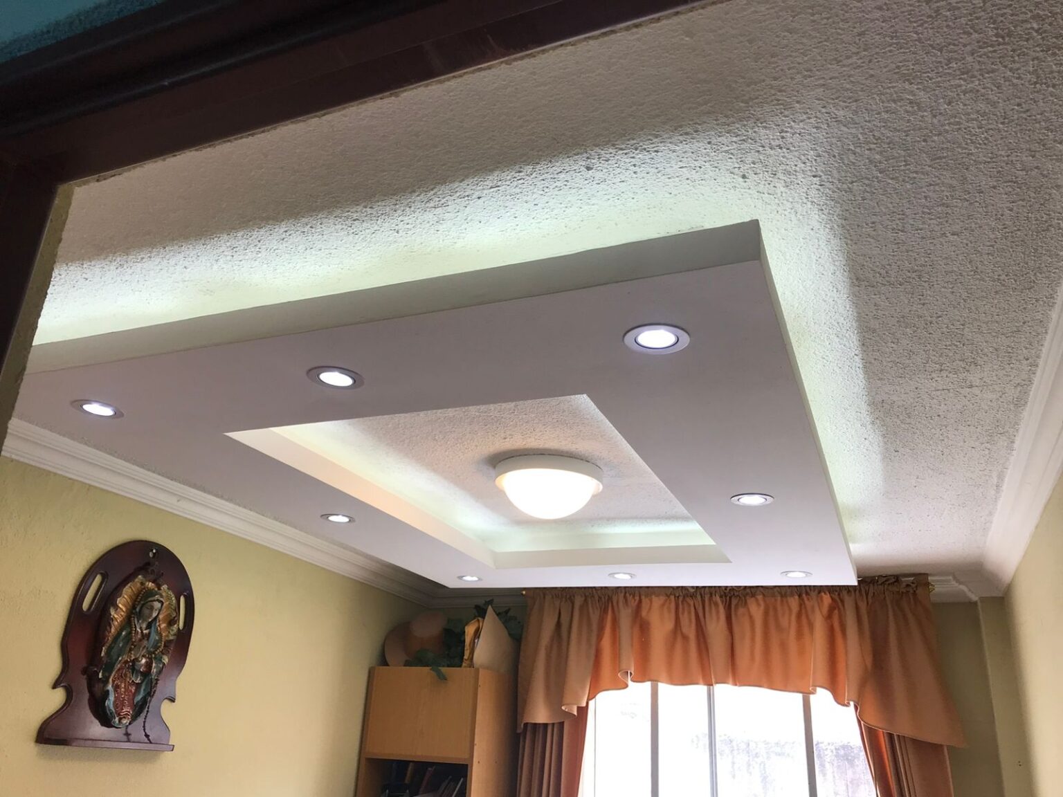 CIELO RASO GYPSUM